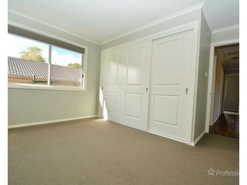 18 Chivers Close, Lithgow NSW 2790