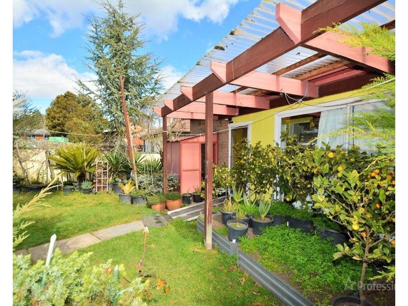 70 Martini Parade, Lithgow NSW 2790