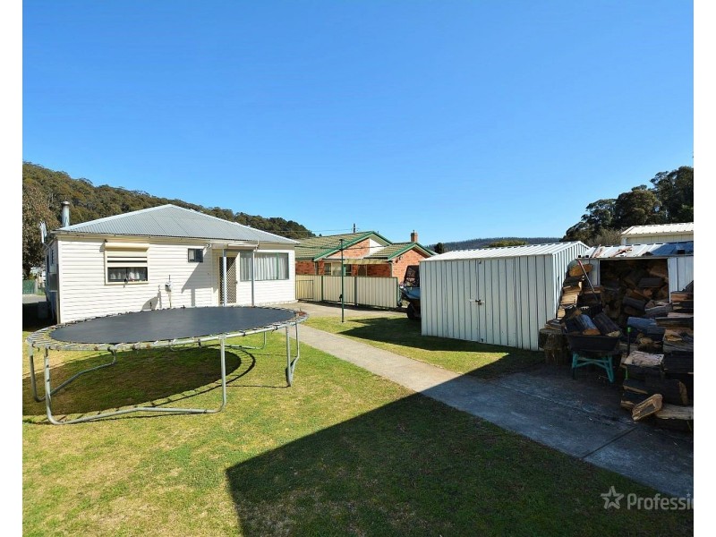 19 Ramsay Street, Lithgow NSW 2790