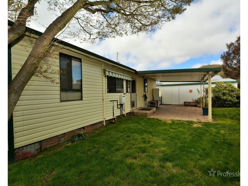 6 Finlay Avenue, Lithgow NSW 2790