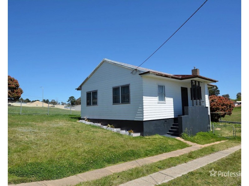 43 Oxley Street, Wallerawang NSW 2845