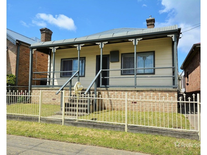 43 Chifley Road, Lithgow NSW 2790