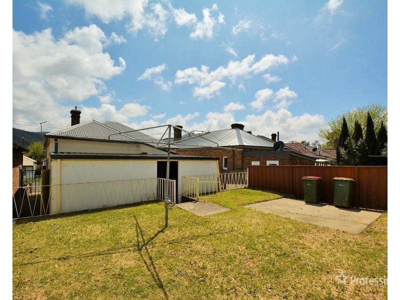 43 Chifley Road, Lithgow NSW 2790