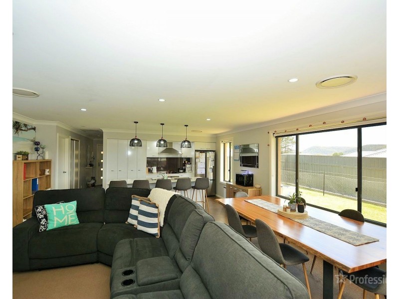 10 Henning Crescent, Wallerawang NSW 2845