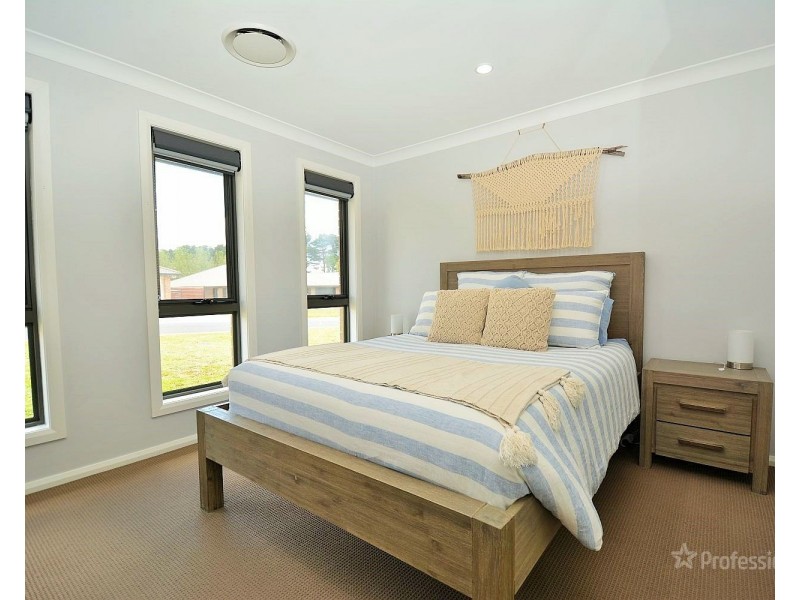 10 Henning Crescent, Wallerawang NSW 2845
