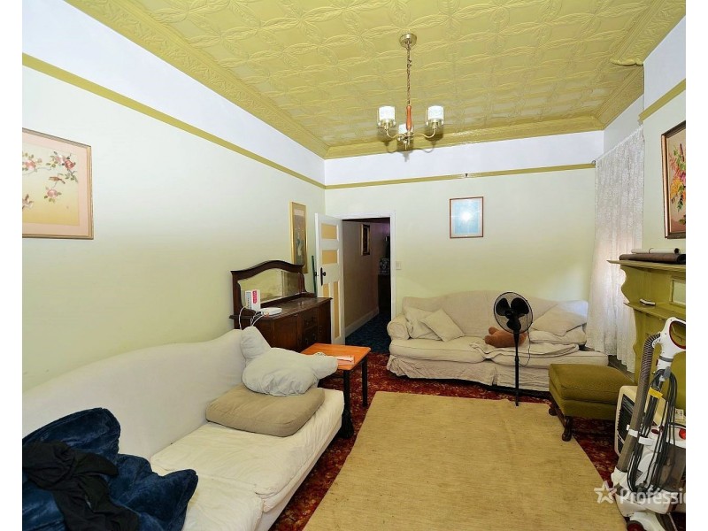 27 Hayley Street, Lithgow NSW 2790