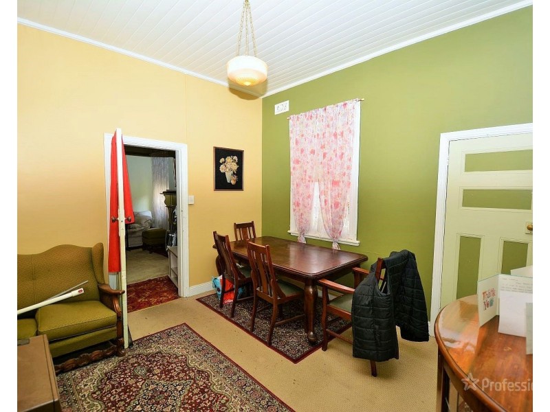 27 Hayley Street, Lithgow NSW 2790