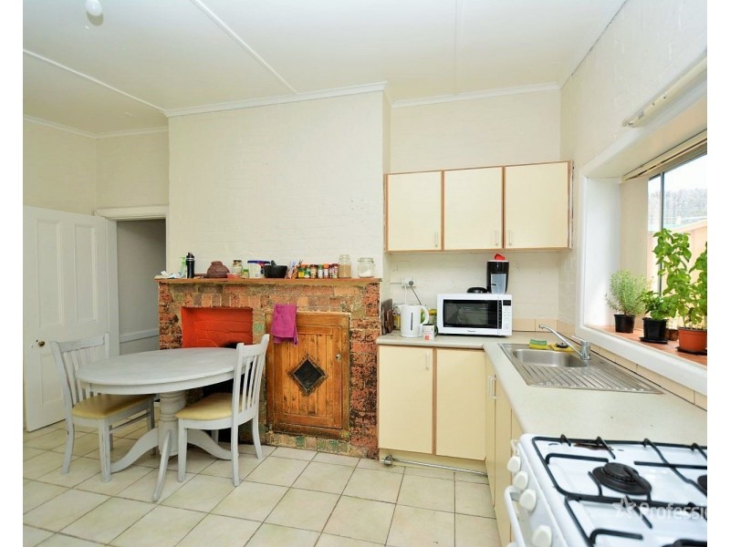 71 Inch Street, Lithgow NSW 2790