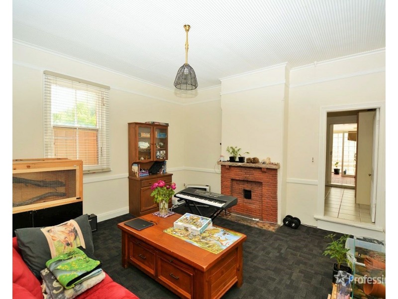 71 Inch Street, Lithgow NSW 2790