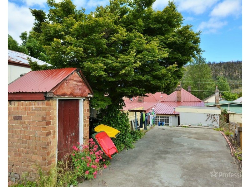 71 Inch Street, Lithgow NSW 2790