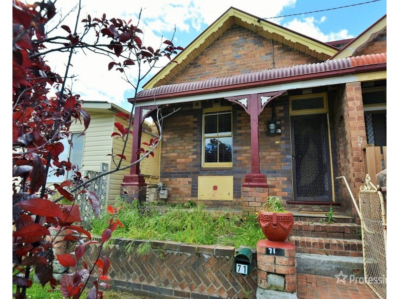 71 Inch Street, Lithgow NSW 2790