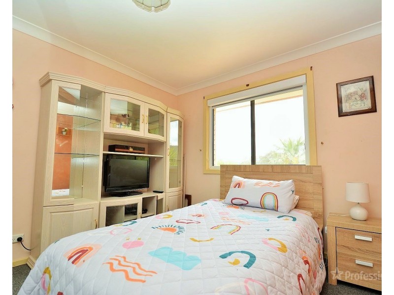 8 Hill Range Crescent, Lithgow NSW 2790