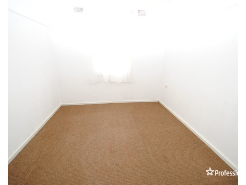 8 Henrietta Street, Wallerawang NSW 2845