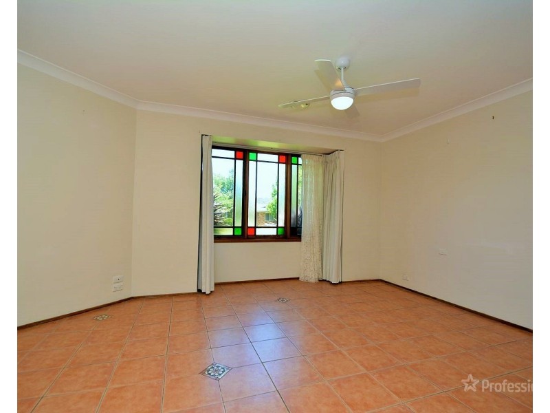 9 Robinia Drive, Lithgow NSW 2790