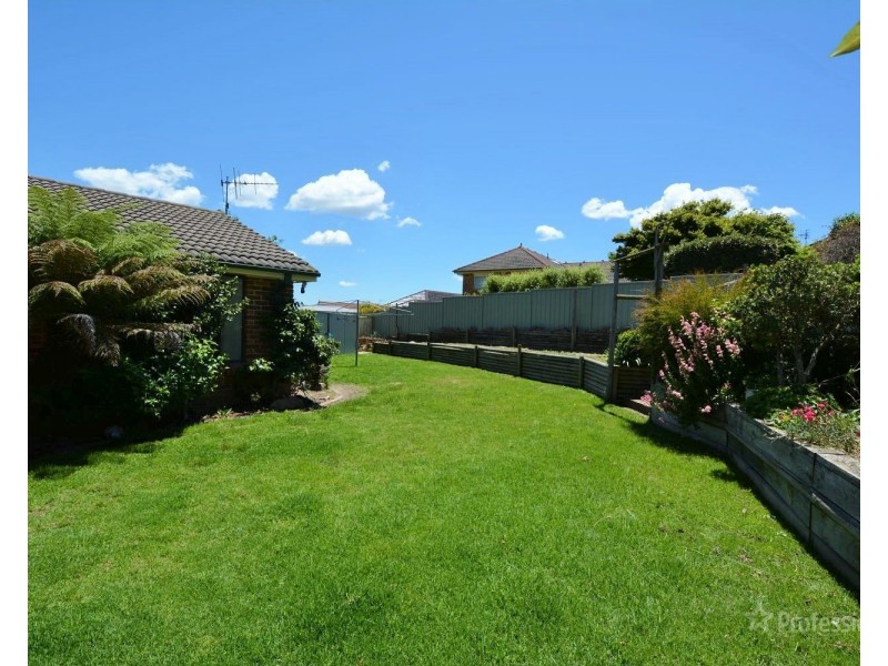 9 Robinia Drive, Lithgow NSW 2790
