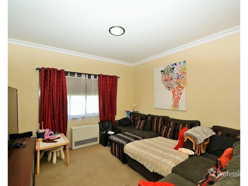 68 Rifle Parade, Lithgow NSW 2790