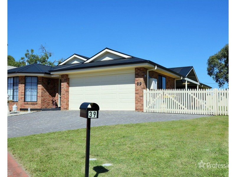 39 Henning Crescent, Wallerawang NSW 2845