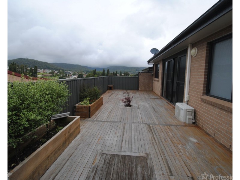 1/10 Wilton Close, Lithgow NSW 2790