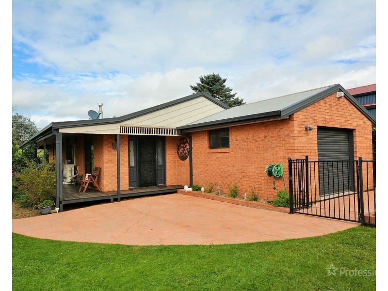 8 Kremer Crescent, Wallerawang NSW 2845