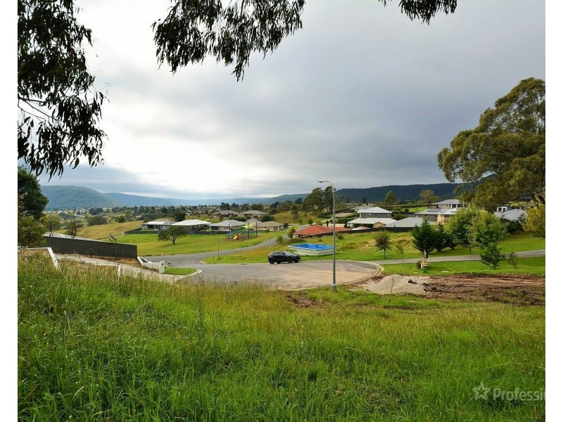 5 Cameron Place, Lithgow NSW 2790