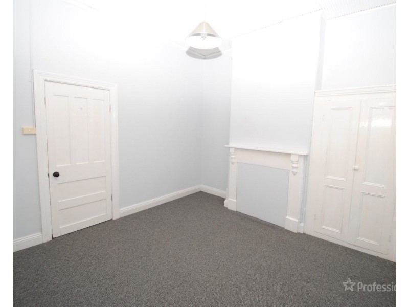 192 Inch Street, Lithgow NSW 2790