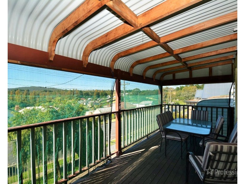 42 Wolgan Street, Portland NSW 2847
