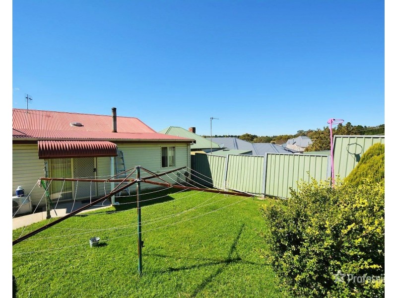 42 Wolgan Street, Portland NSW 2847