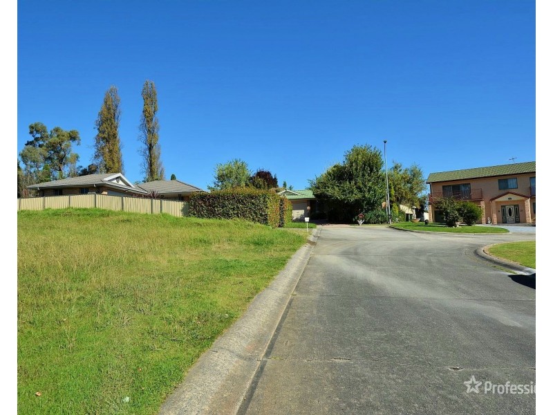 2 Adina Crescent, Lithgow NSW 2790