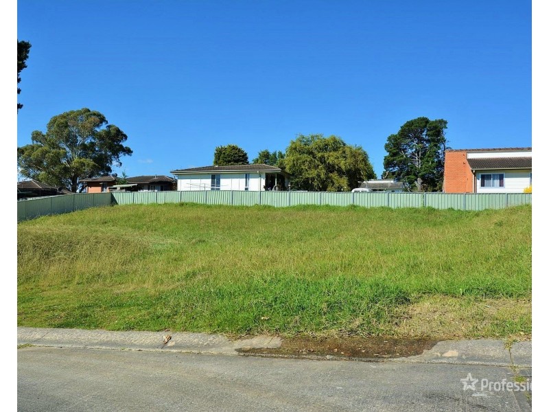 2 Adina Crescent, Lithgow NSW 2790
