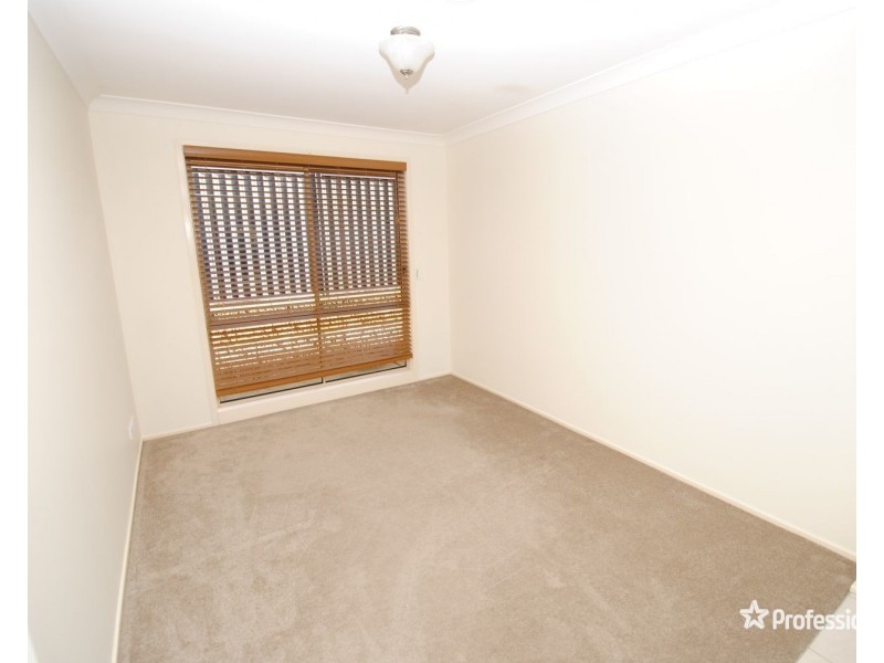 18 Robertson Street, Lithgow NSW 2790