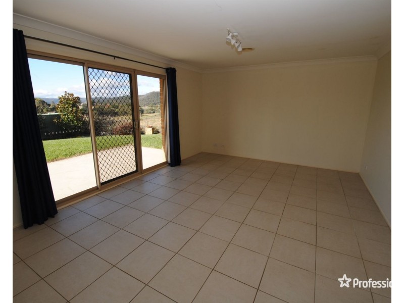 18 Robertson Street, Lithgow NSW 2790