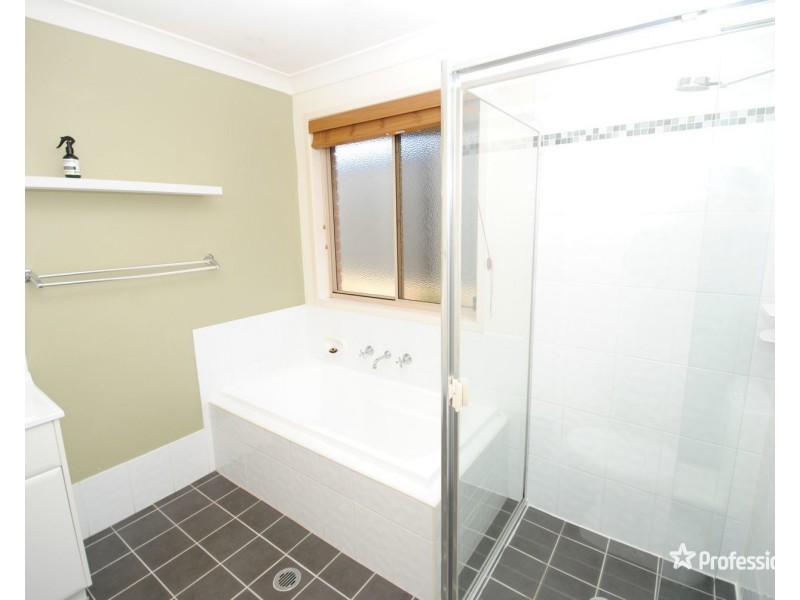 18 Robertson Street, Lithgow NSW 2790