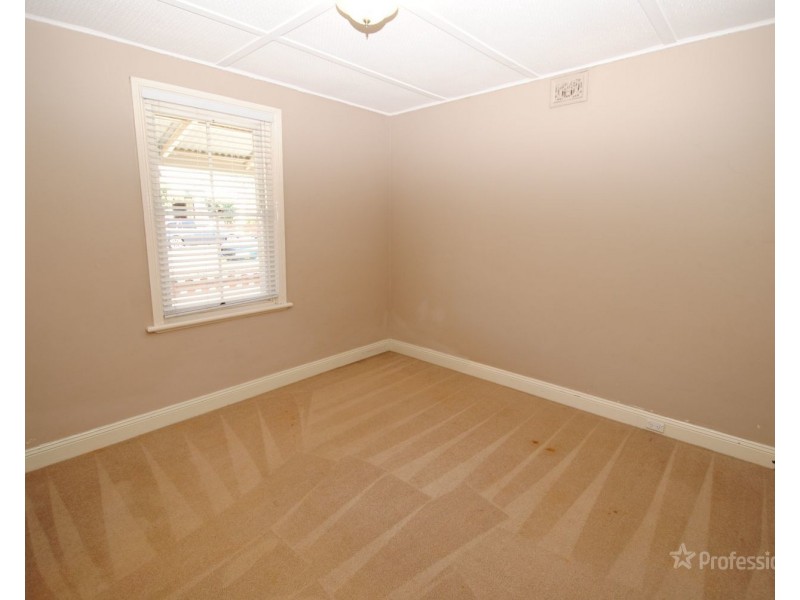 12 Chifley Road, Lithgow NSW 2790