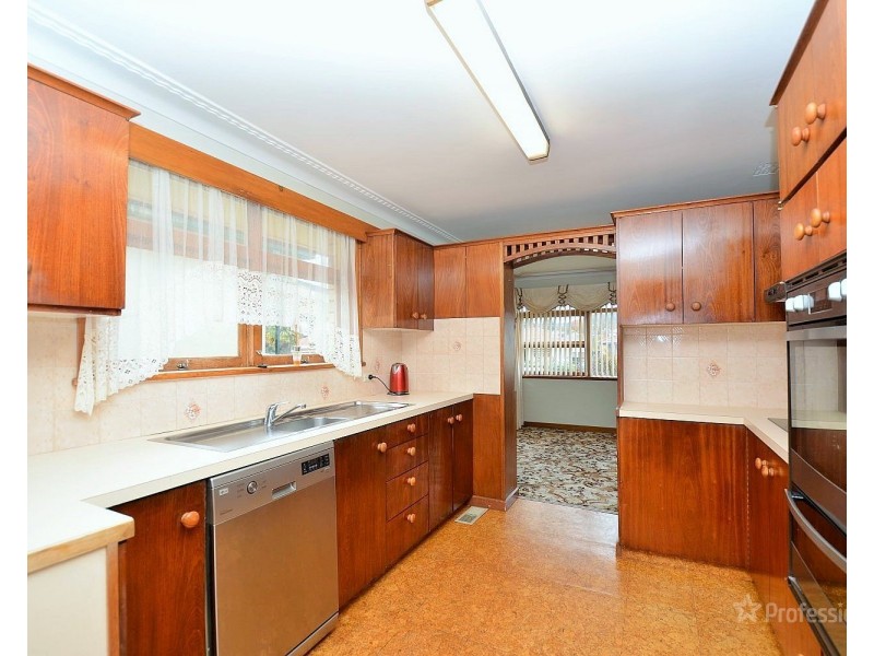 58 Enfield Avenue, Lithgow NSW 2790