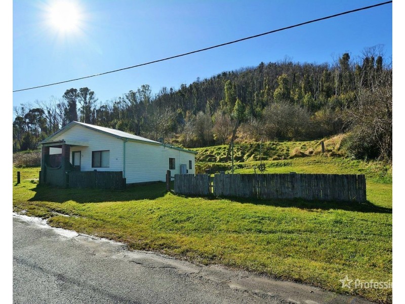 13 Crane Road, Lithgow NSW 2790
