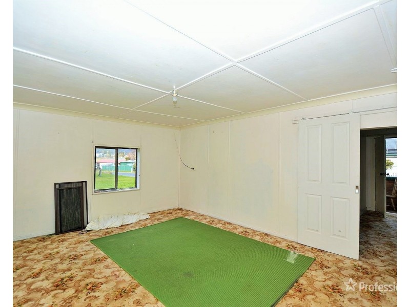 13 Crane Road, Lithgow NSW 2790