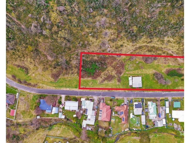 13 Crane Road, Lithgow NSW 2790
