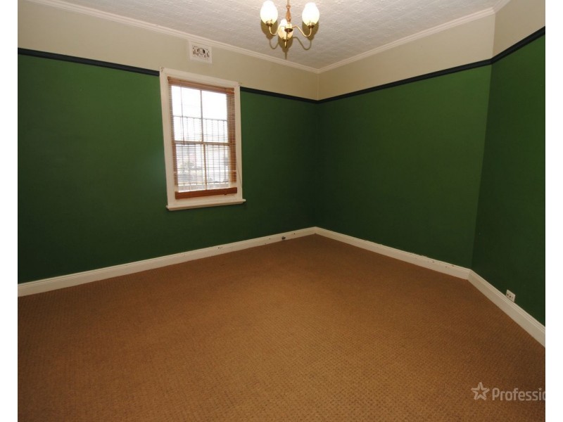 11 Gray Street, Lithgow NSW 2790