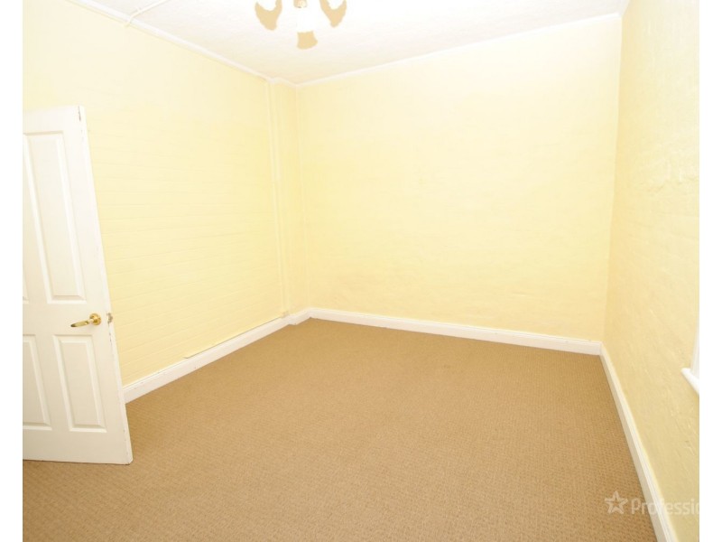 11 Gray Street, Lithgow NSW 2790