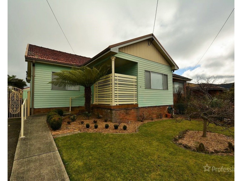 62 Enfield Avenue, Lithgow NSW 2790
