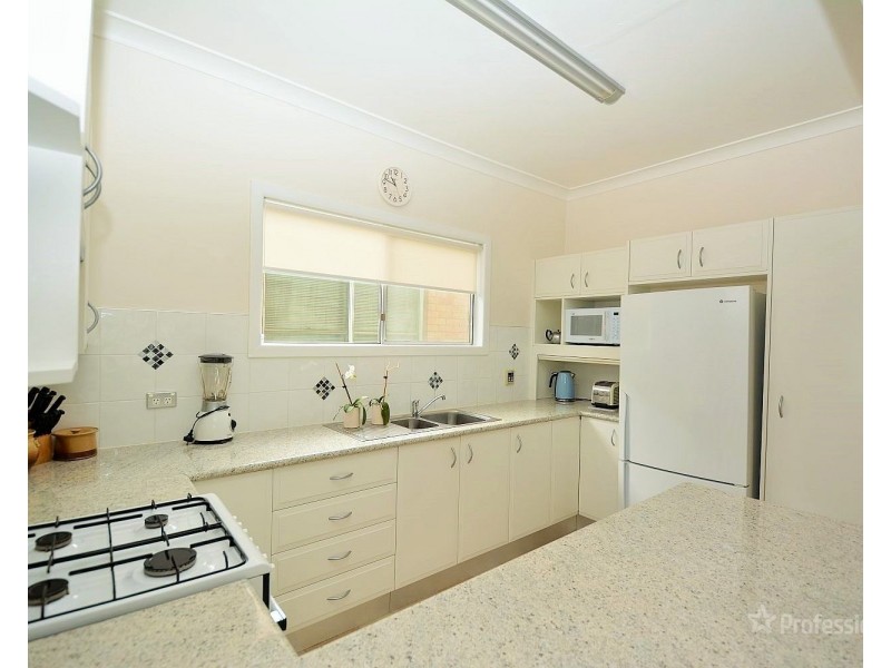 62 Enfield Avenue, Lithgow NSW 2790