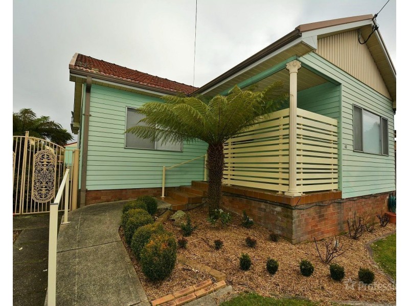 62 Enfield Avenue, Lithgow NSW 2790