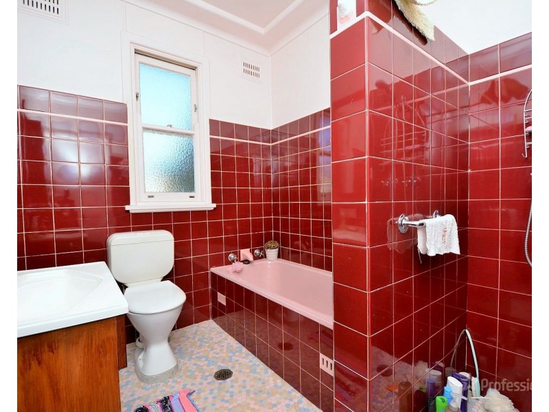 56 Enfield Avenue, Lithgow NSW 2790