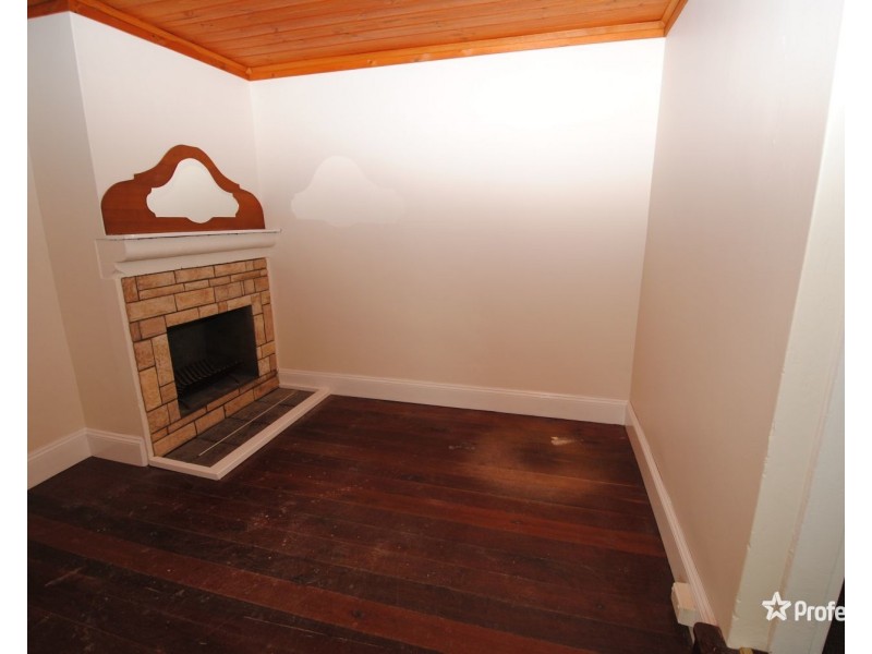 30 Lett Street, Lithgow NSW 2790