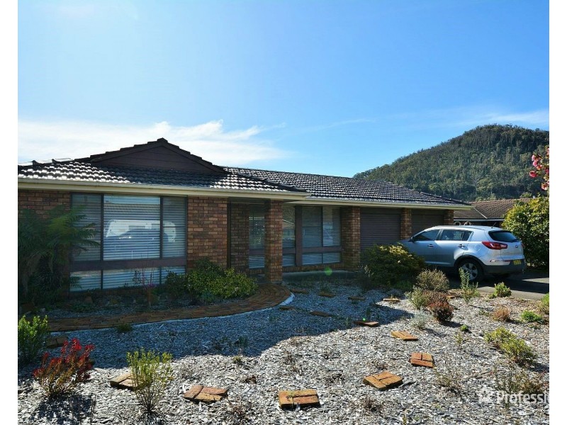 2 Chivers Close, Lithgow NSW 2790