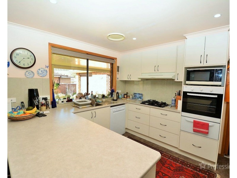 2 Chivers Close, Lithgow NSW 2790