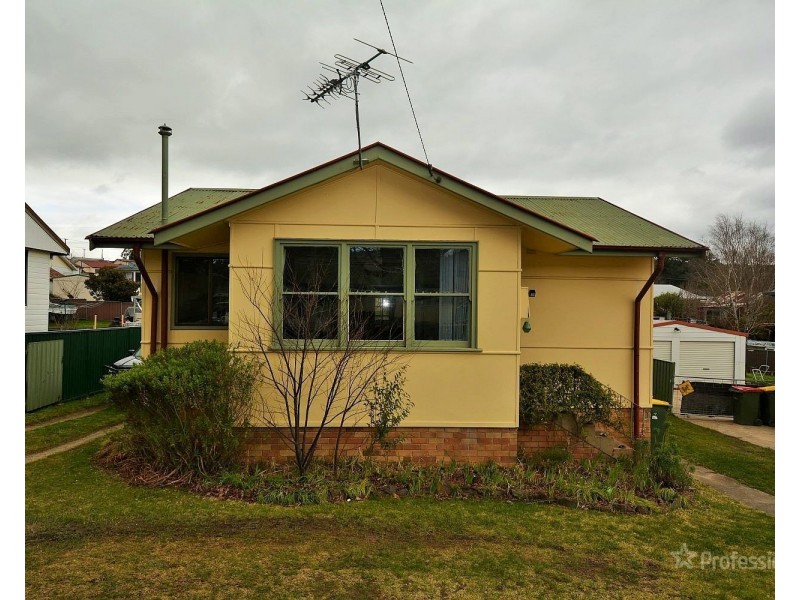 40 Stewart Street, Lithgow NSW 2790