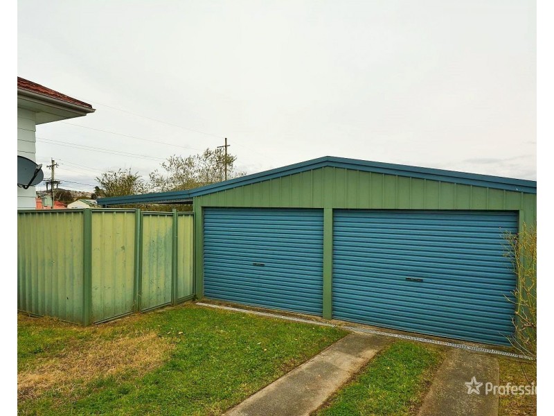 16 Caroline Avenue, Lithgow NSW 2790