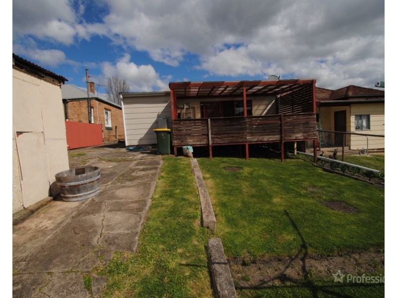 5 Burton Street, Lithgow NSW 2790