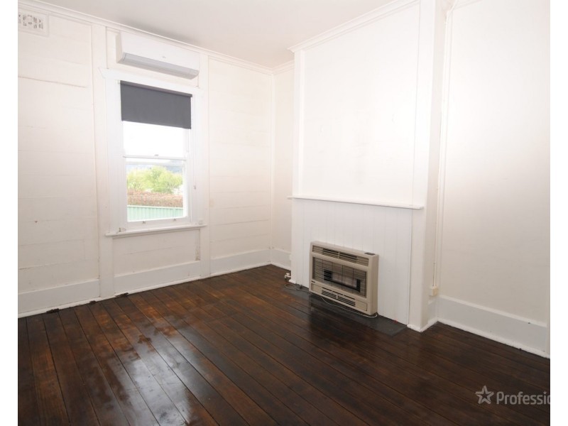 77 Mort Street, Lithgow NSW 2790